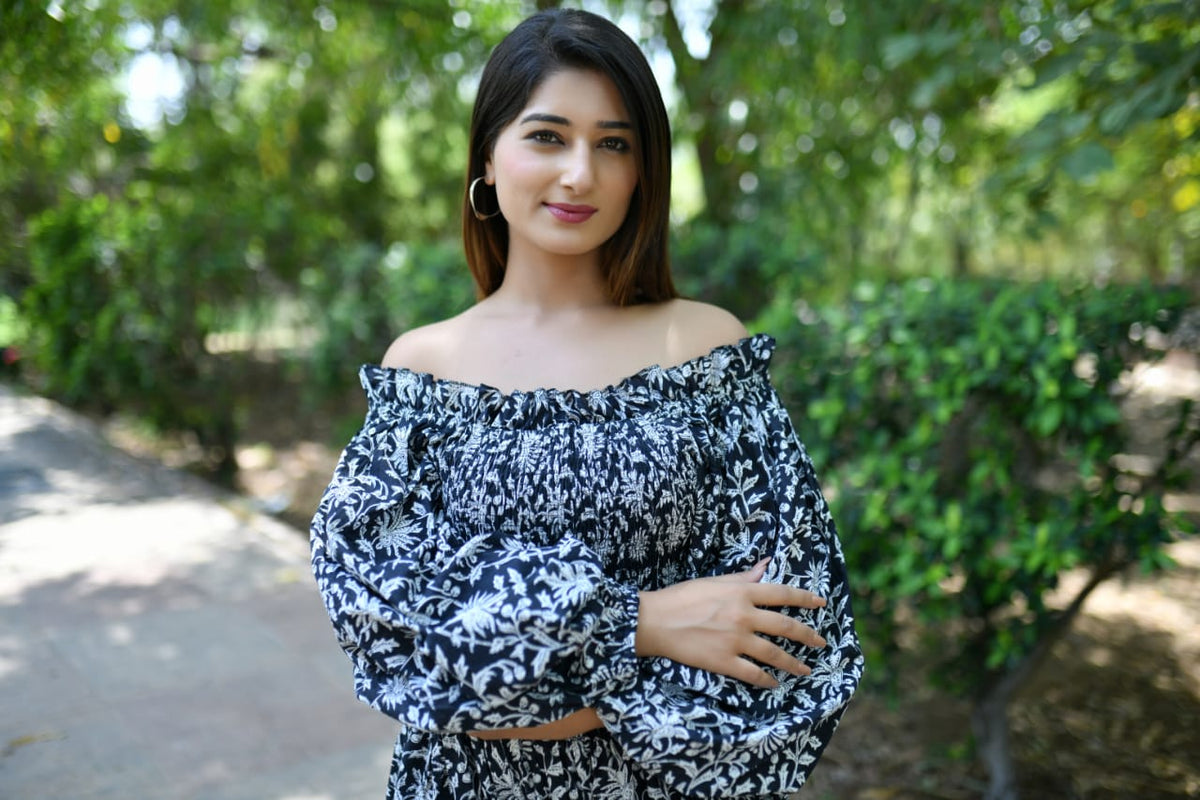 Zahira Dress (زَاهِرَة)
